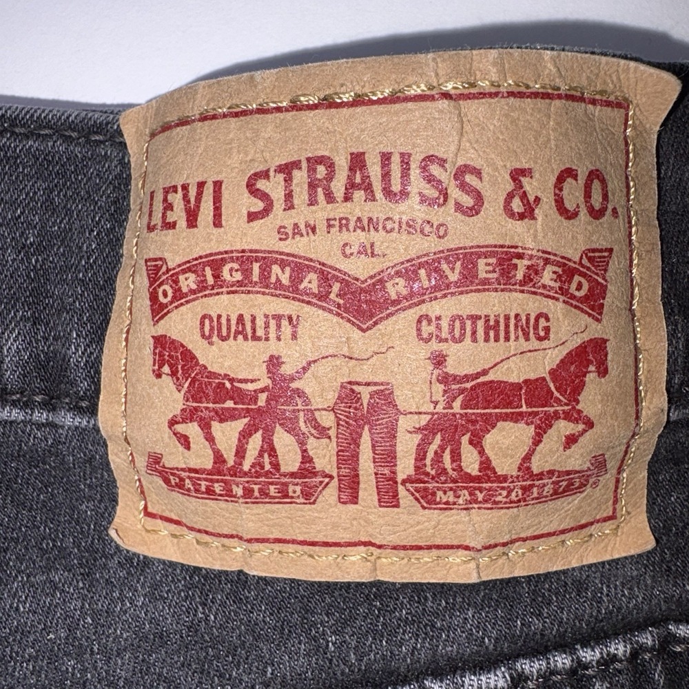 Levi's Black High Rise Mini Jean Shorts Size 25 Black Distressed Raw Hem Cutoff - Picture 7 of 7